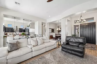 2649 N Layton Circle, Mesa, AZ 85207 - Photo 11