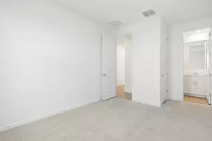 37059 W Olivo St, Maricopa, AZ 85138 - Photo 5