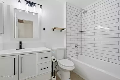 8840 N 47th Drive, Glendale, AZ 85302 - Photo 15