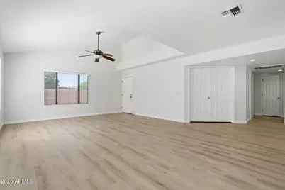 8840 N 47th Drive, Glendale, AZ 85302 - Photo 7