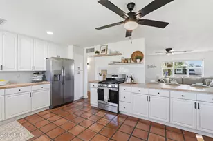 1052 W Elna Rae St, Tempe, AZ 85281 - Photo 3