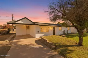 1052 W Elna Rae St, Tempe, AZ 85281 - Photo 1