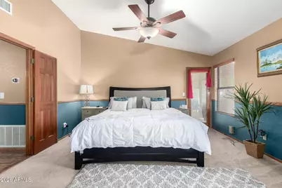 19203 N 71st Drive, Glendale, AZ 85308 - Photo 17