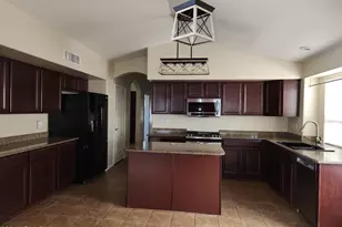 3925 W Kings Ave, Phoenix, AZ 85053 - Photo 3