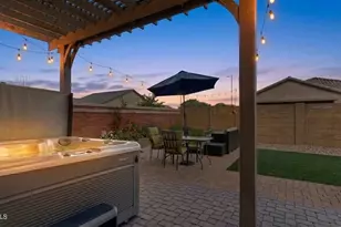 12547 N 145th Ln, Surprise, AZ 85379 - Photo 9