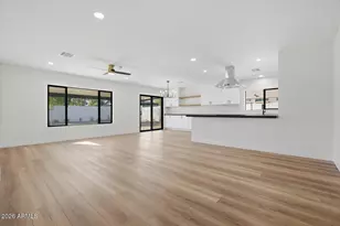 15652 N 52nd St, Scottsdale, AZ 85254 - Photo 3