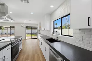 15652 N 52nd St, Scottsdale, AZ 85254 - Photo 11