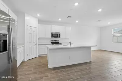 18234 W Creedance Boulevard, Surprise, AZ 85387 - Photo 9