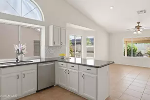 18850 N 89th Ln, Peoria, AZ 85382 - Photo 15