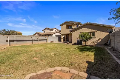 13590 N 149th Avenue, Surprise, AZ 85379 - Photo 5