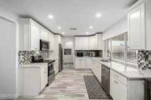 902 W Curry St, Chandler, AZ 85225 - Photo 17