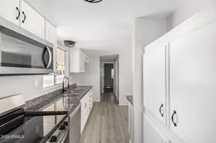 1518 W Beck Ln, Phoenix, AZ 85023 - Photo 15