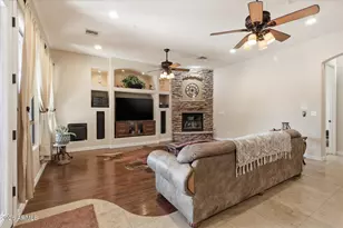 837 W Via De Arboles, San Tan Valley, AZ 85140 - Photo 9