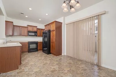 2146 W Monte Cristo Avenue, Phoenix, AZ 85023 - Photo 13