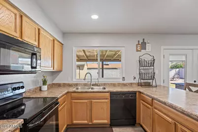 4944 W Michelle Drive, Glendale, AZ 85308 - Photo 11