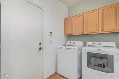 240 W Brooks Street, Gilbert, AZ 85233 - Photo 21