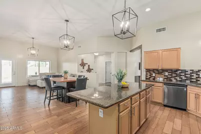 240 W Brooks Street, Gilbert, AZ 85233 - Photo 9