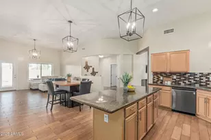 240 W Brooks St, Gilbert, AZ 85233 - Photo 9