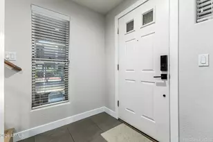 17850 N 68th St, Phoenix, AZ 85054 - Photo 7