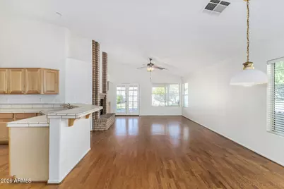 8438 W Paradise Drive, Peoria, AZ 85345 - Photo 15