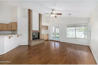 8438 W Paradise Drive, Peoria, AZ 85345 - Photo 17