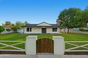 2315 N 42nd St, Phoenix, AZ 85008 - Photo 1