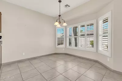 3826 E Rolling Green Way, Chandler, AZ 85249 - Photo 5