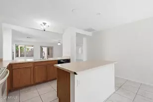 495 W Fabens Ln, Gilbert, AZ 85233 - Photo 9