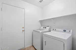 495 W Fabens Ln, Gilbert, AZ 85233 - Photo 23