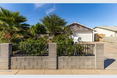 7536 W Elm Street, Phoenix, AZ 85033 - Photo 1