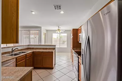 6211 W Wikieup Lane, Glendale, AZ 85308 - Photo 11