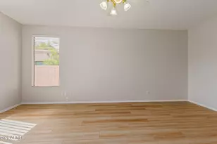 6211 W Wikieup Ln, Glendale, AZ 85308 - Photo 13