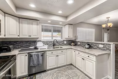 2502 E Malibu Drive, Tempe, AZ 85282 - Photo 9