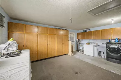 10708 W Camelot Circle, Sun City, AZ 85351 - Photo 27