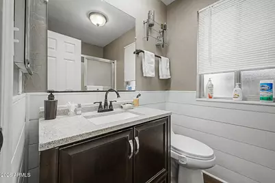 10708 W Camelot Circle, Sun City, AZ 85351 - Photo 17