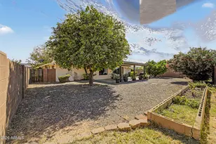 10708 W Camelot Cir, Sun City, AZ 85351 - Photo 29