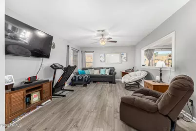 15425 N 23rd Drive, Phoenix, AZ 85023 - Photo 13