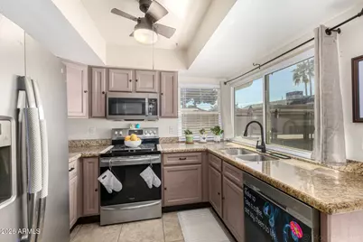 15425 N 23rd Drive, Phoenix, AZ 85023 - Photo 23