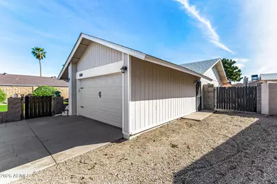 15425 N 23rd Drive, Phoenix, AZ 85023 - Photo 7