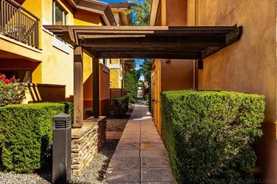 6940 E Cochise Road #Unit 1043, Paradise Valley, AZ 85253 - Photo 1