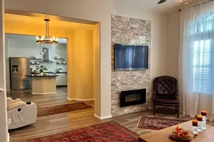 2416 W Dusty Wren Dr, Phoenix, AZ 85085 - Photo 17