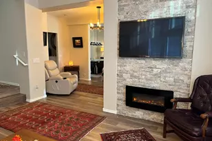 2416 W Dusty Wren Dr, Phoenix, AZ 85085 - Photo 15