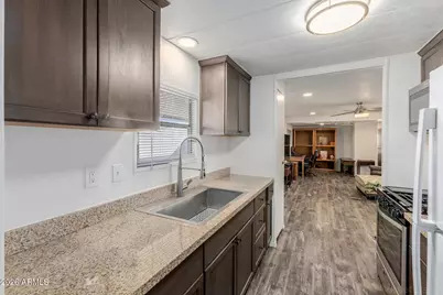 18018 N 2nd Place, Phoenix, AZ 85022 - Photo 11