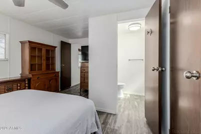 18018 N 2nd Place, Phoenix, AZ 85022 - Photo 17