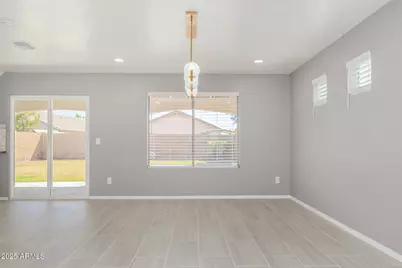 6333 W Nez Perce Street, Phoenix, AZ 85043 - Photo 9