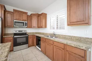 16355 W Canterbury Dr, Surprise, AZ 85388 - Photo 9