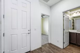 668 N Sparrow Ct, Gilbert, AZ 85234 - Photo 11