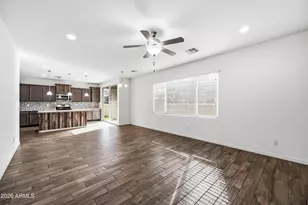 668 N Sparrow Ct, Gilbert, AZ 85234 - Photo 5