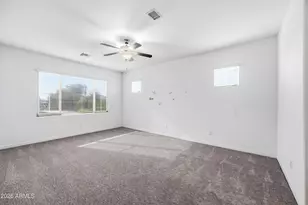 668 N Sparrow Ct, Gilbert, AZ 85234 - Photo 17