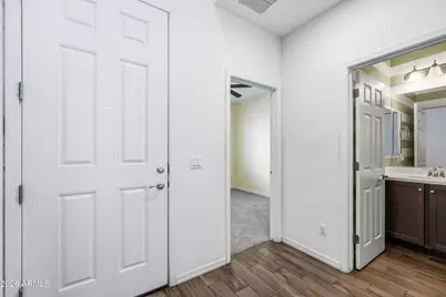 668 N Sparrow Court, Gilbert, AZ 85234 - Photo 11